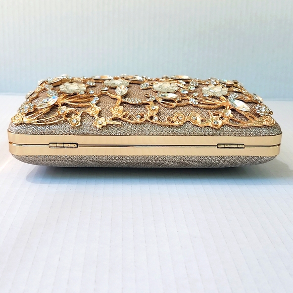 ELEGANT HARD SHELL EVENING BAG - Picture 7 of 10